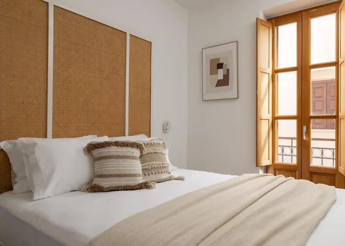 Mikio House, Design With Rooftop Cinema Rethymno (Crete)