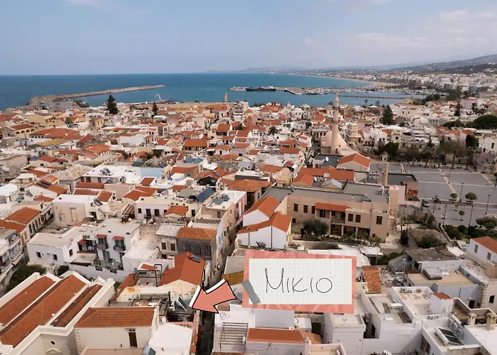 Dom wakacyjny Mikio House, Design With Rooftop Cinema *