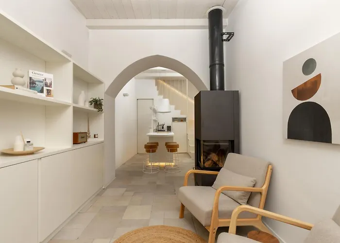 Ferienhaus Mikio House, Design With Rooftop Cinema